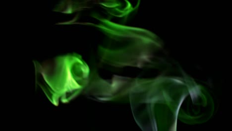 Humo-coloreado-sobre-negro-07