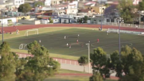 Tilt-Shift-Zeitraffer-Auf-Dem-Fußballfeld