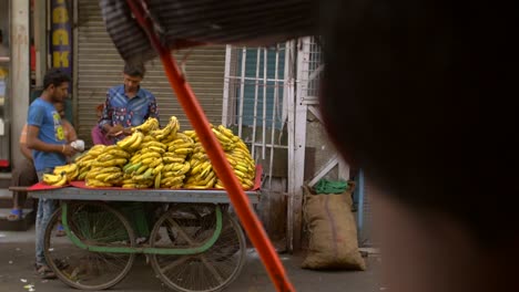 Handheld-Shot-of-a-Banana-Vendor