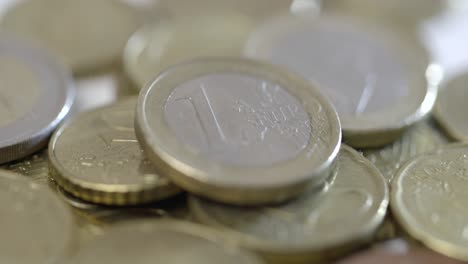 Rotieren-Um-Eine-Euro-Münze