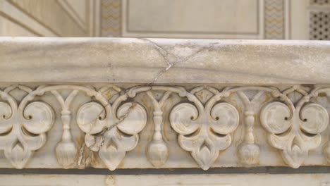 Panning-Shot-of-Decorative-Detail-on-the-Taj-Mahal