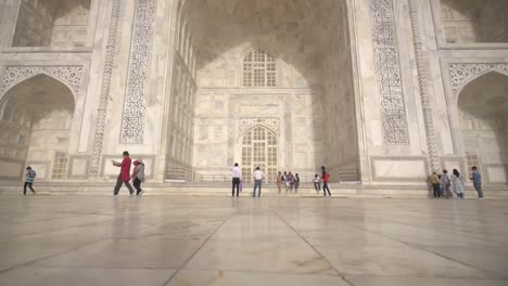 Low-Level-Close-Up-of-the-Taj-Mahal