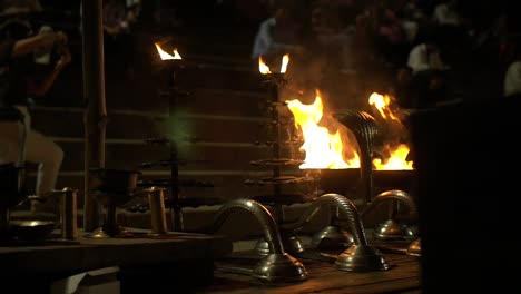 Panning-Shot-of-Burning-Ganga-Aarti-Bowls