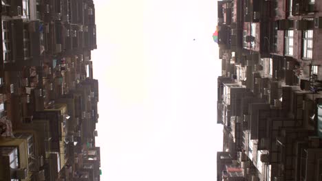 Reveal-Shot-of-Hong-Kong-Tower-Block