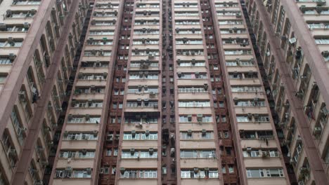 Edificio-de-apartamentos-de-Hong-Kong