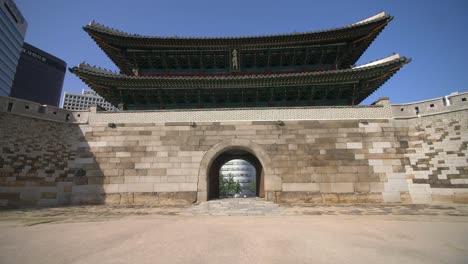 Mit-Sungyemun-Seoul-Stadttor