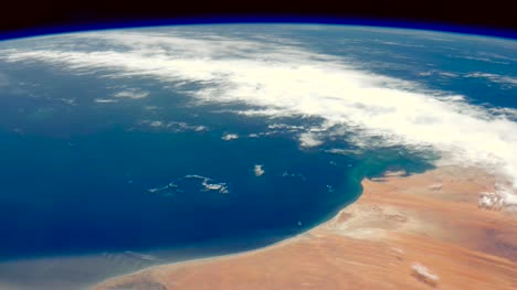 Abgestufte-Aufnahmen-Von-Mauretanien-Und-Dem-Atlantik-Aus-Dem-Weltraum