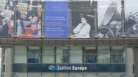 Bahnhof-Europa-Eingang-In-Brüssel
