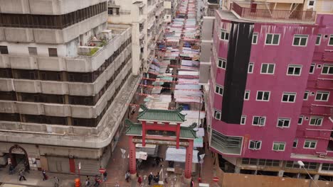 Temple-Street-Market-in-Hong-Kong