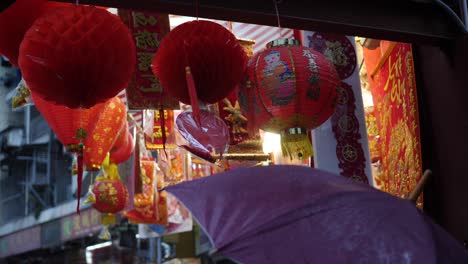 Red-Chinese-Lanterns-and-Banners