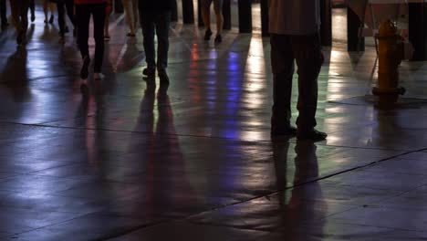 People-Walking-Through-Streets-of-Vegas