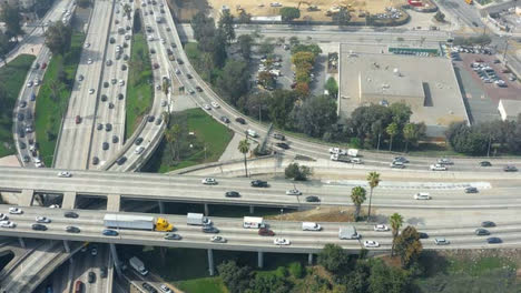 Tráfico-en-Four-Level-Interchange-LA