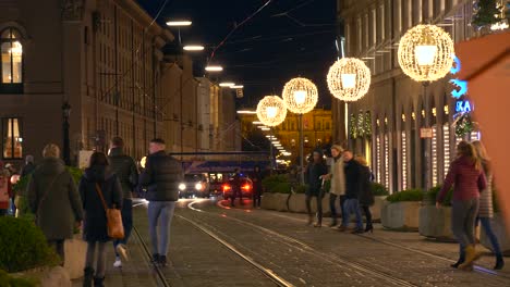 Garbage-Truck-in-Munich-at-Christmas