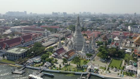 Buddhistischer-Tempel-In-Bangkok