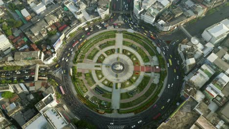 Aerial-View-of-Wongwian-Yai-Roundabout