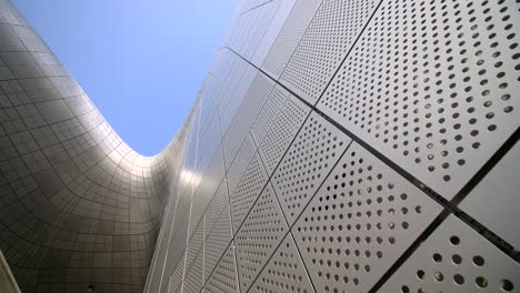 Geflieste-Wände-In-Dongdaemun-Design-Plaza