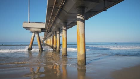 Pillars-of-Venice-Fishing-Pier-in-LA