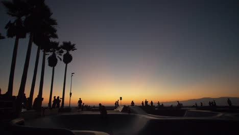Venice-Beach-Skate-Park-al-atardecer