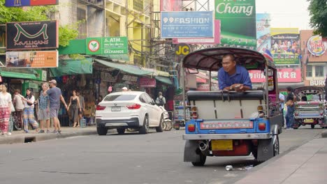 Tuk-Tuk-Fahrer-In-Bangkok
