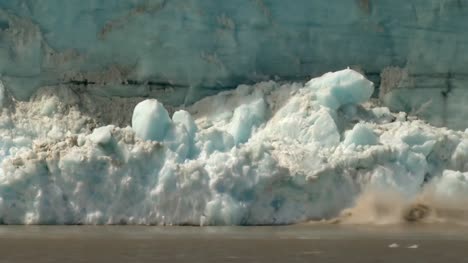 Ice-Carving-Off-Alaskan-Glacier