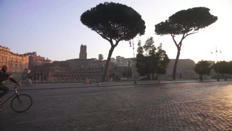 Cyclists-And-Runners-At-Rione-X-Camitelli