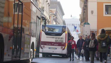 Buses-In-Rome