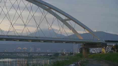 Zweite-Makarthurbrücke-Taipeh-01