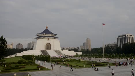 Chiang-Ka-Shek-Memorial-Taipeh-04