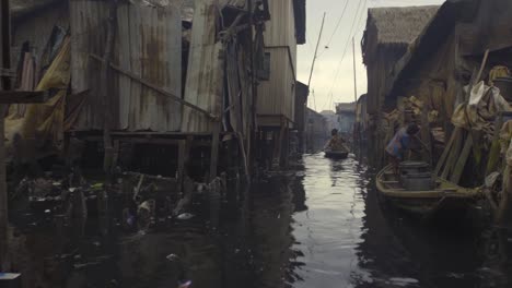 Comunidad-De-Zancos-De-Makoko-Nigeria-05