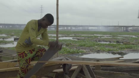 Wood-Sawing-Nigeria-06