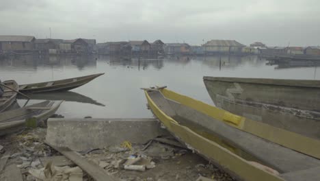 Borde-De-La-Comunidad-De-Makoko-Nigeria-02