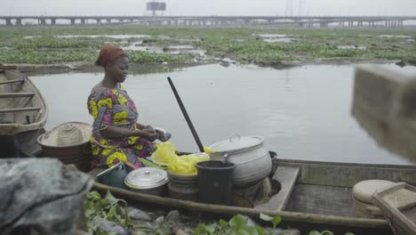 Women-Serving-Food-01