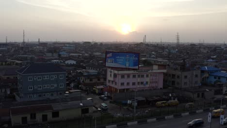 Ciudad-al-atardecer-Nigeria-Drone-01