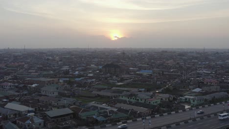 Ciudad-al-atardecer-Nigeria-Drone-03