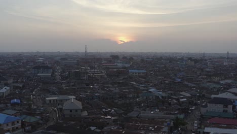 Ciudad-al-atardecer-Nigeria-Drone-07