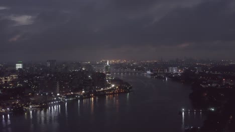 Stadt-Bei-Nacht-Nigeria-Drohne-04