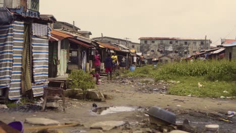 Nigeria-Slum-03