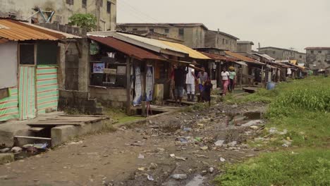 Nigeria-Slum-07