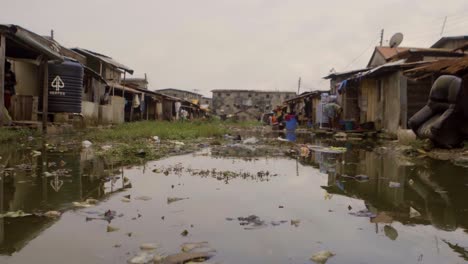 Nigeria-Slum-10