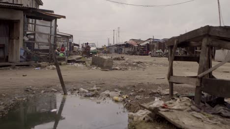 Nigeria-Slum-13
