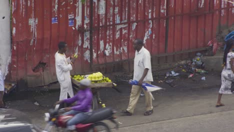 Straßenverkäufer-Nigeria