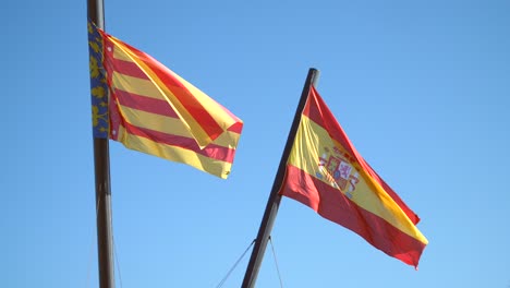 Valencia-Und-Spanische-Flaggen