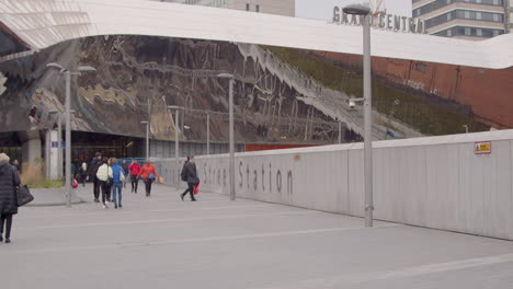 Exterior-de-la-estación-de-Birmingham-New-Street