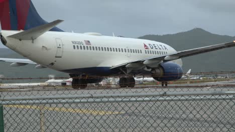 Vuelo-Delta-que-sale-de-SXM