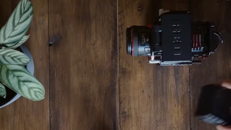 Flat-Lay-DoP-Assembling-RED-Camera