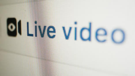 Nahaufnahme-Auf-Facebook-Klicken-Live-Video-Erstellen-Button