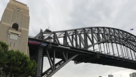 Sección-Del-Puente-Del-Puerto-De-Sydney