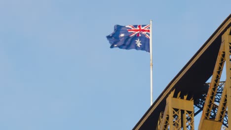 Australische-Flagge-Auf-Der-Sydney-Harbour-Bridge
