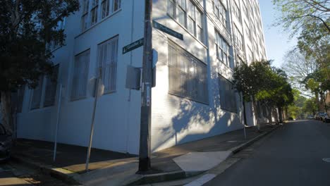 Tall-Building-on-Quiet-Street-Corner-in-Sydney