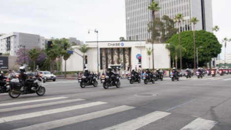 Motorrad-Konvoi-Der-Hollywood-Polizei-Während-Der-Proteste